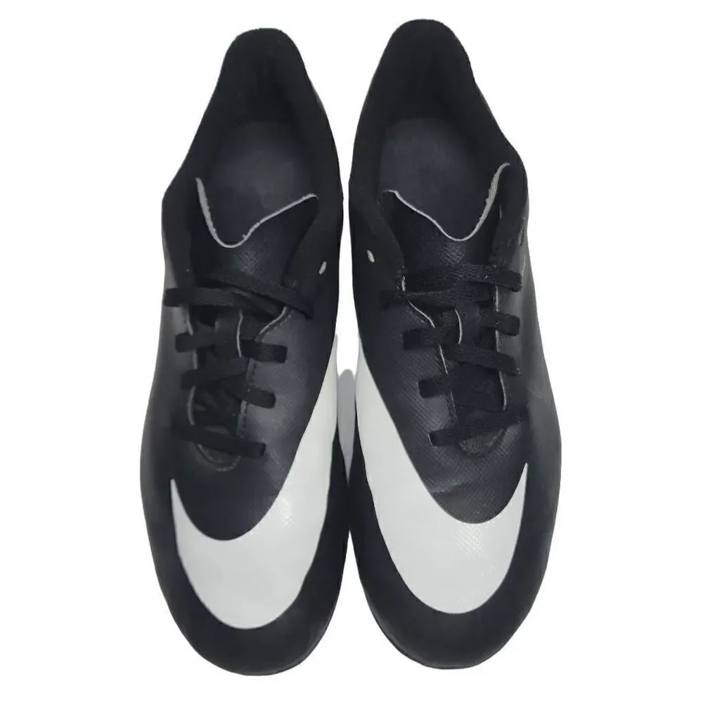 Nike Jr‎ Kid's Black And White Bravata FG Soccer Cleats Athletic Shoes Size 5Y